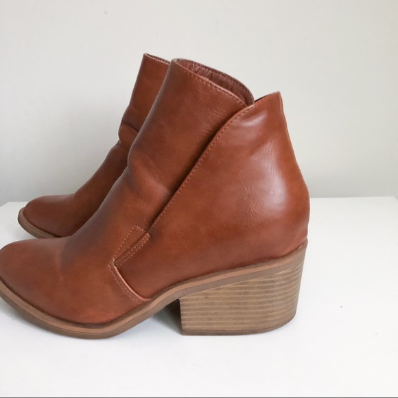 Apt 9 Block Heel Booties - Picture 3 of 7